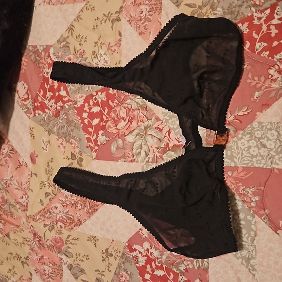 Savage X Fenty Black Sheer Logo Front Closure Bralette - Picture 2 of 6